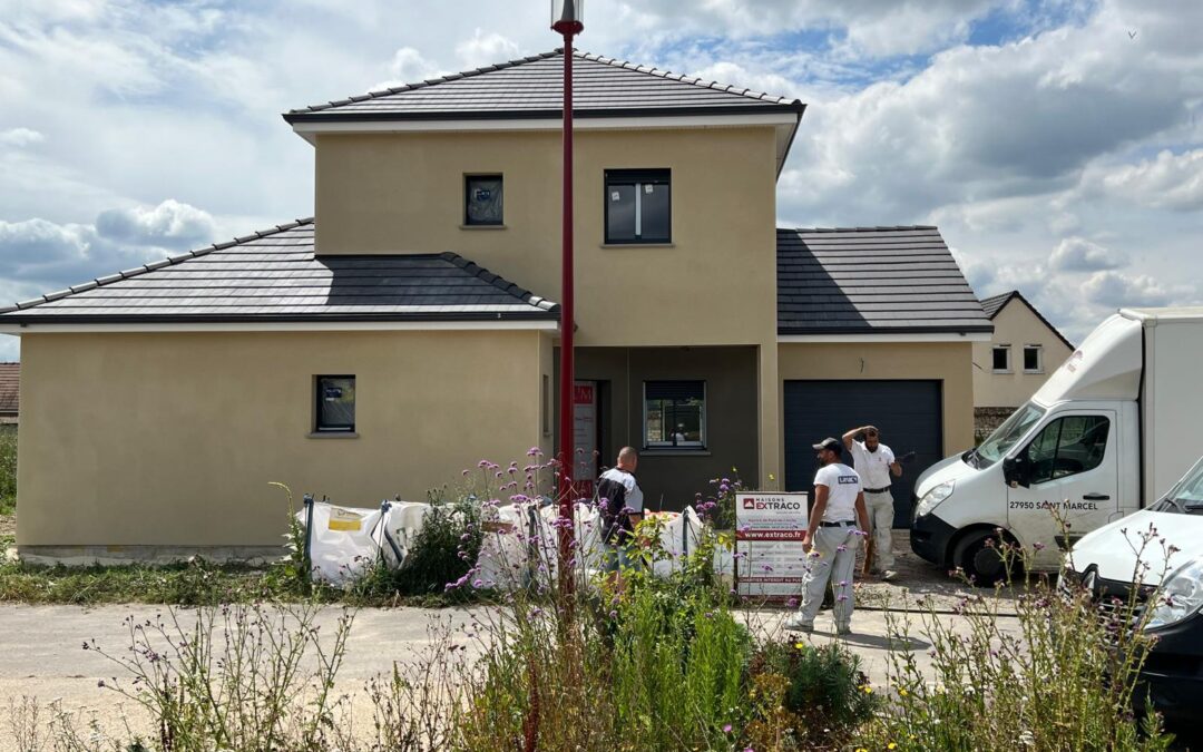 Façade de maison à Saint-Etienne du Vauvray